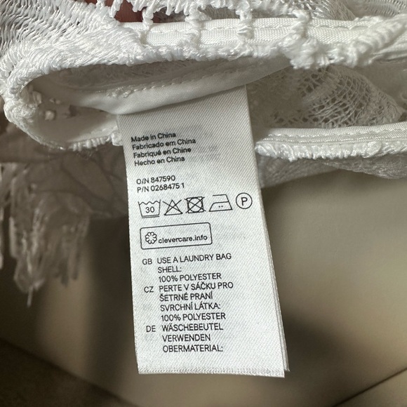 NWOT White crop top - Picture 4 of 8